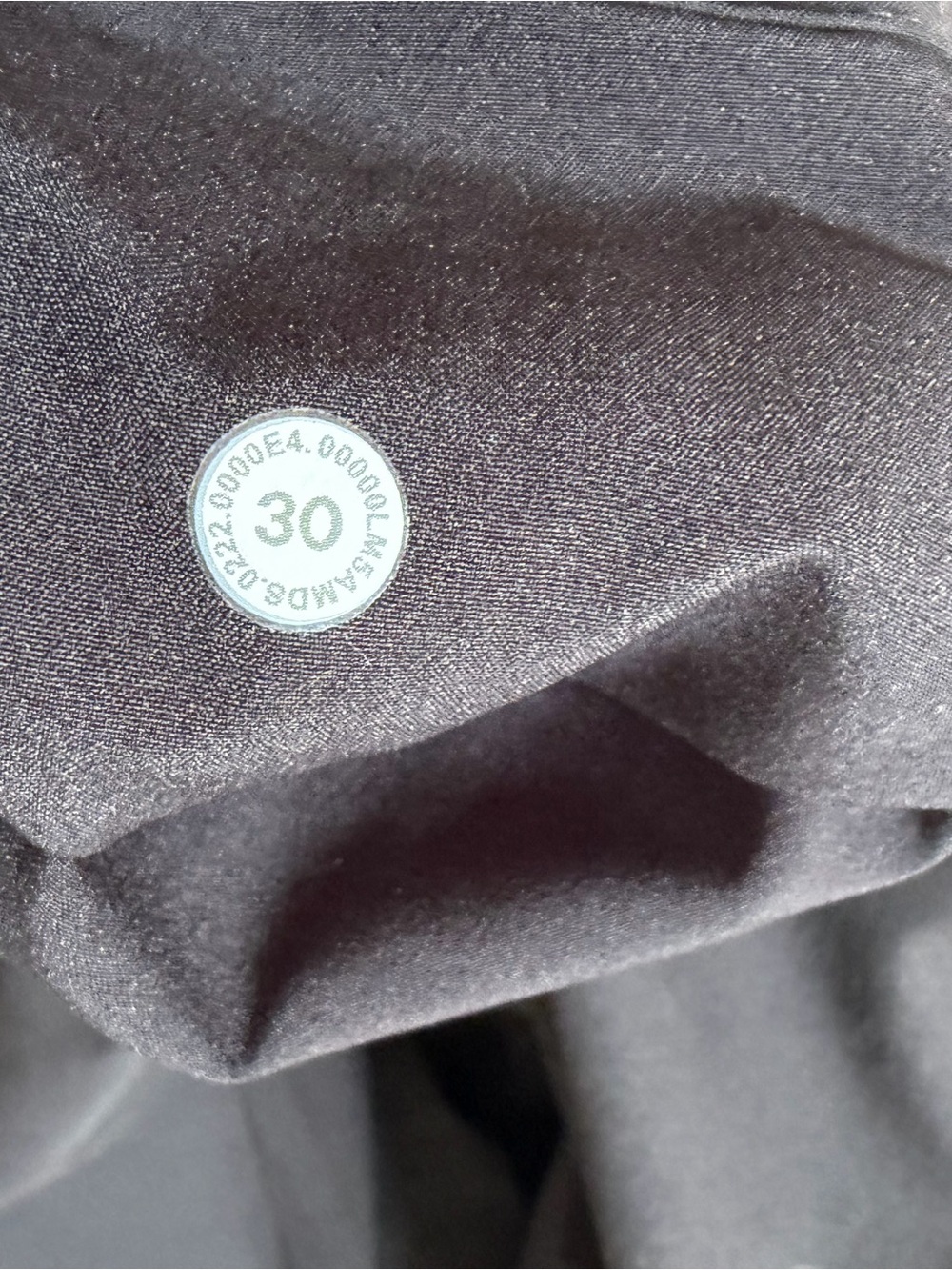 Lululemon - Picture 4 of 5